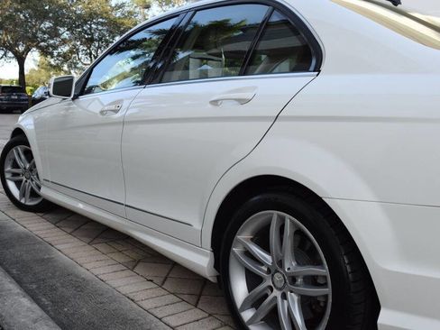 Used 2014 Mercedes-Benz C 300 4MATIC Sedan image 26