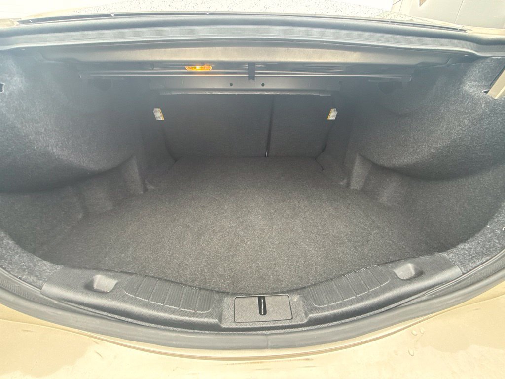 Used 2019 Ford Fusion SE FWD image 33