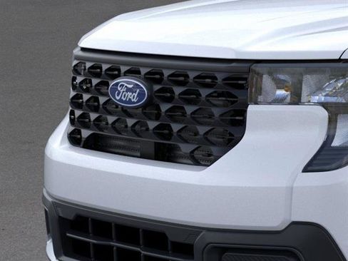 New 2025 Ford Maverick XLT w/ Equipment Group 301A AWD/4WD image 18