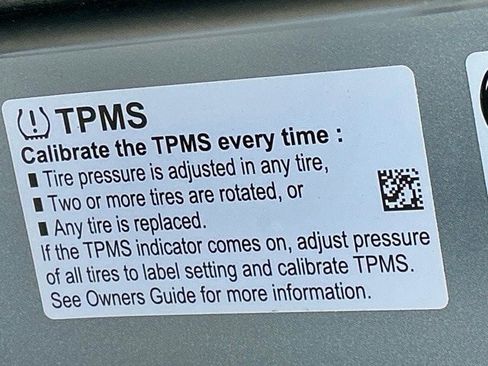 Used 2023 Honda Civic Sport image 25