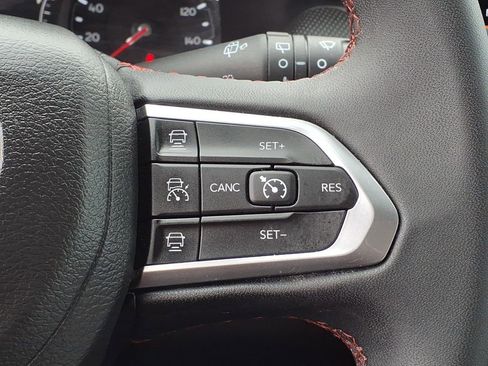 Used 2024 Jeep Compass Trailhawk AWD/4WD image 21