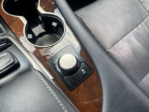 Used 2019 Lexus RX 350 FWD w/ Navigation Package image 28