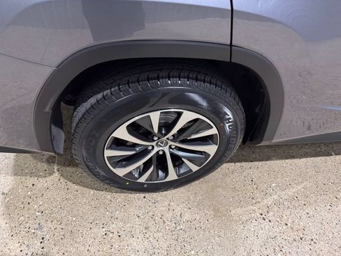 Used 2021 Lexus RX 350L Premium w/ Premium Package AWD/4WD image 31