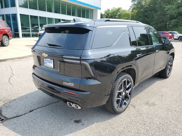 New 2026 Chevrolet Traverse High Country w/ LPO, Floor Liner Package FWD image 4