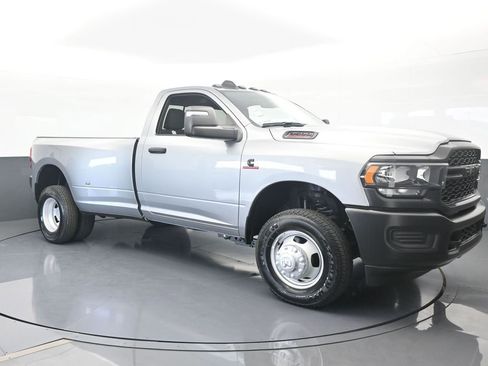 Used 2024 RAM 3500 Tradesman image 8