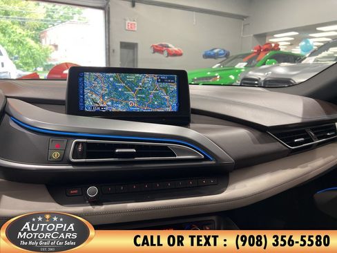 Used 2015 BMW i8 AWD/4WD image 22