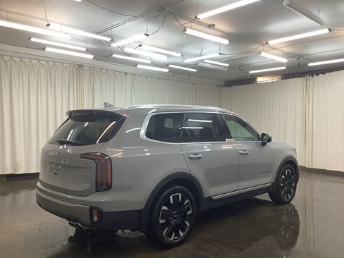Used 2025 Kia Telluride SX image 6