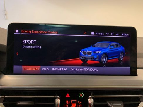 Used 2023 BMW X4 xDrive30i w/ M Sport Package AWD/4WD image 28