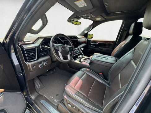 Used 2022 GMC Sierra 1500 Denali w/ Denali Reserve Package AWD/4WD image 11