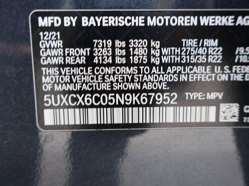 Used 2022 BMW X7 M50i w/ Dynamic Handling Package image 44