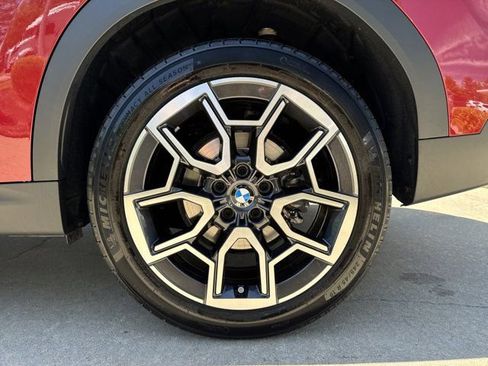 Certified 2025 BMW X2 xDrive28i AWD/4WD image 26