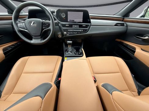 Used 2025 Lexus ES 350 w/ Premium Package FWD image 19