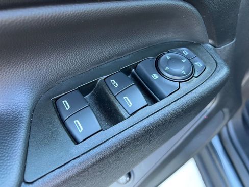 Used 2023 Chevrolet Equinox LT image 21