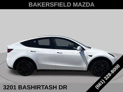 Used 2022 Tesla Model Y Long Range AWD/4WD image 6