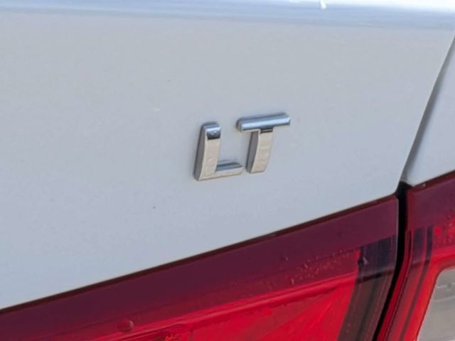 Used 2025 Chevrolet Malibu LT FWD image 12