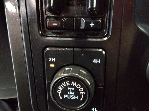 Used 2021 Ford F150 XLT w/ Equipment Group 302A High image 18