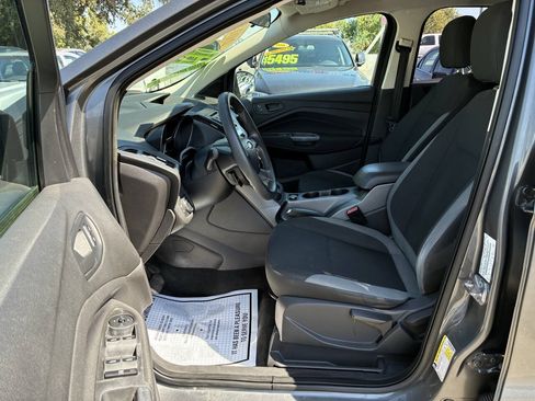 Used 2013 Ford Escape S FWD image 3