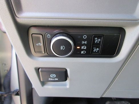 Used 2024 Ford F150 XLT image 25