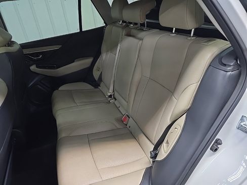 Used 2022 Subaru Outback Limited image 31
