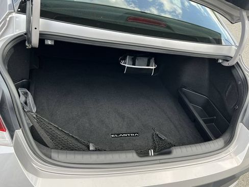 Certified 2025 Hyundai Elantra Sport FWD image 31