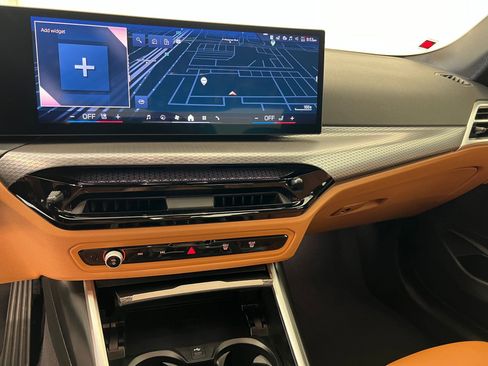 Used 2025 BMW 330i xDrive Sedan w/ Premium Package AWD/4WD image 27