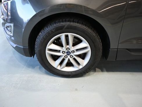 Used 2018 Ford Edge SEL w/ Equipment Group 201A image 31