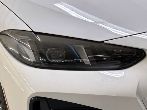 Used 2026 BMW 430i Coupe w/ M Sport Package RWD image 10