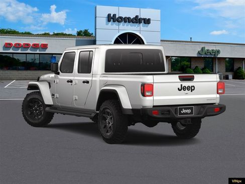 New 2025 Jeep Gladiator High Tide image 4