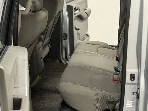 Used 2011 Nissan Frontier S RWD image 6
