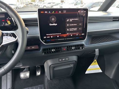 New 2025 Volkswagen ID. Buzz Pro S Plus image 26