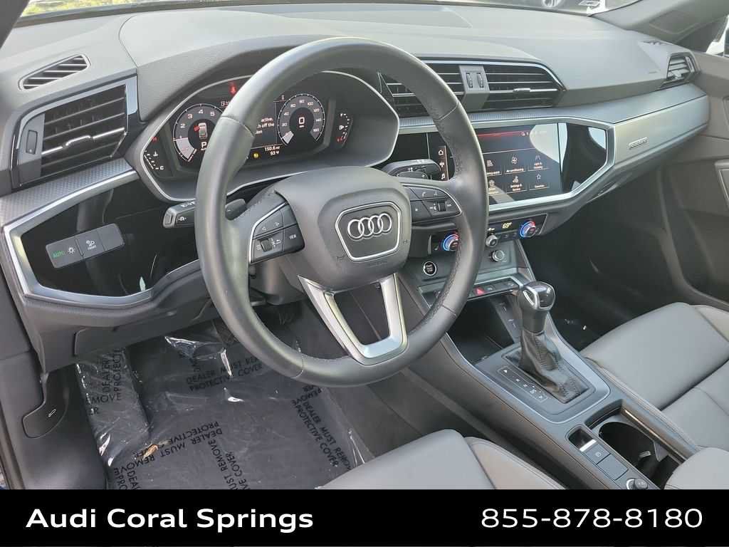 Certified 2023 Audi Q3 2.0T Premium AWD/4WD image 10