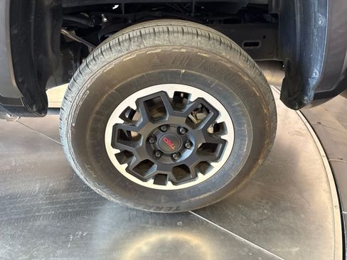 Used 2024 Toyota Tacoma TRD Off-Road AWD/4WD image 11