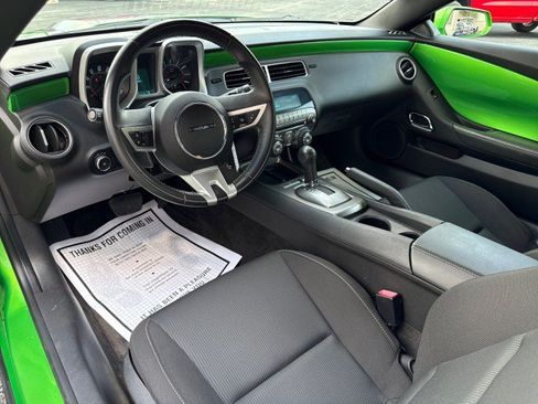 Used 2010 Chevrolet Camaro LT RWD image 16