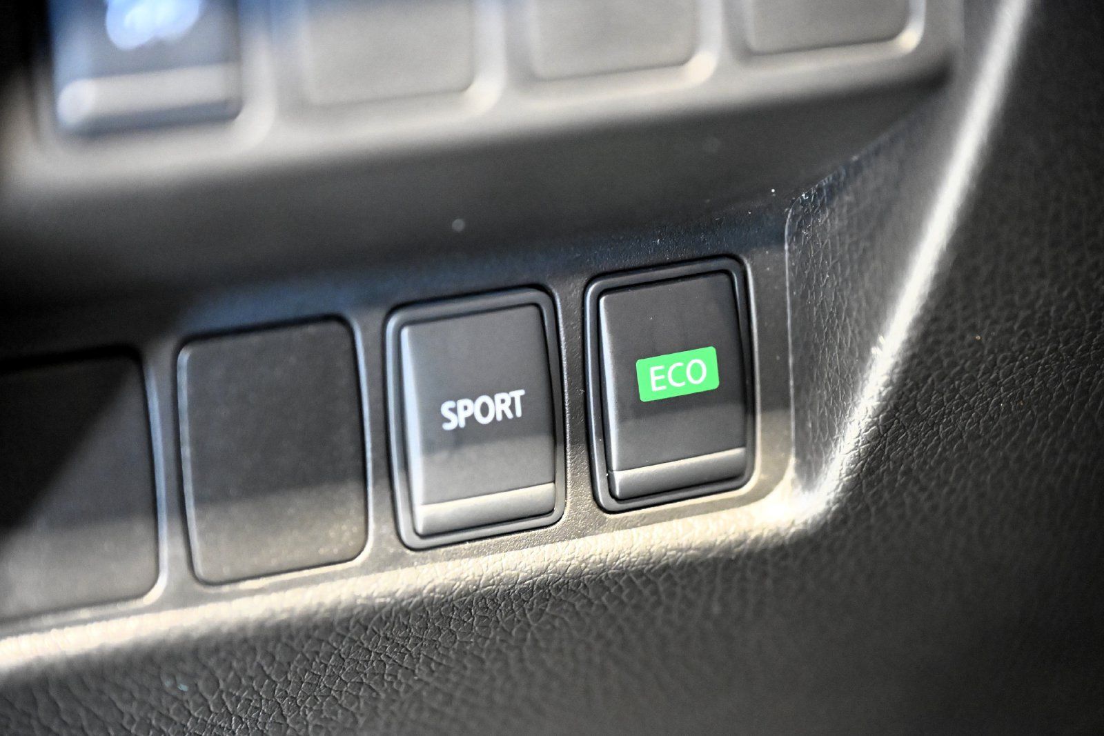 Used 2017 Nissan Rogue S FWD image 28