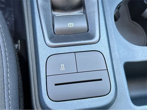 New 2025 Ford Maverick XL image 20