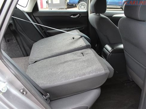 Used 2016 Nissan Sentra S image 32