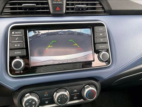 Used 2024 Nissan Versa SV image 21