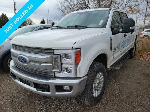 Used 2019 Ford F250 XLT image 1