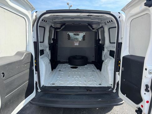 Used 2019 RAM ProMaster City Tradesman FWD image 6
