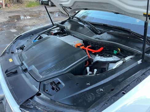 Used 2020 Audi e-tron Premium Plus image 45