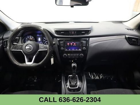 Used 2022 Nissan Rogue Sport S image 15