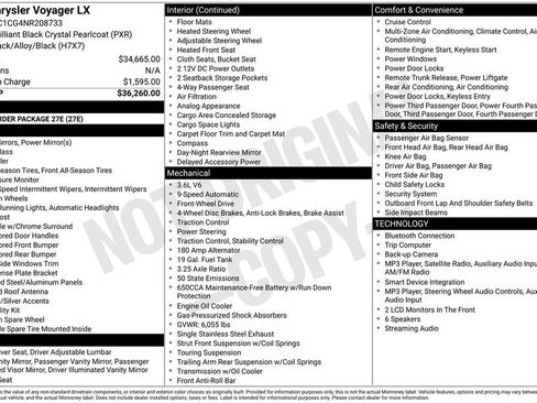 Used 2022 Chrysler Voyager LX FWD image 2