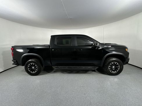 Used 2024 Chevrolet Silverado 1500 ZR2 w/ Technology Package image 42