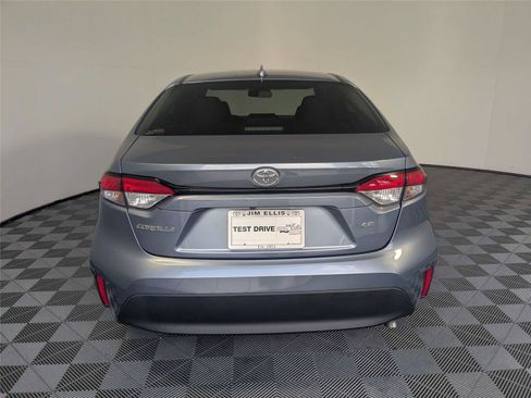 Used 2024 Toyota Corolla LE FWD image 7