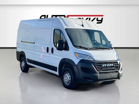 Used 2023 RAM ProMaster 2500 FWD image 1