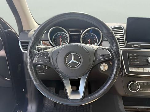 Used 2018 Mercedes-Benz GLS 550 4MATIC image 16