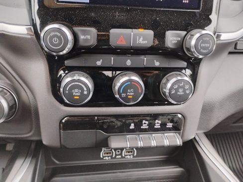 New 2026 RAM 1500 Big Horn AWD/4WD image 25