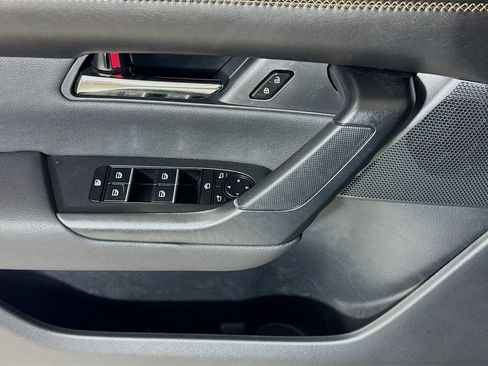 Certified 2025 MAZDA CX-50 2.5 Hybrid w/ Premium Plus Pkg image 16