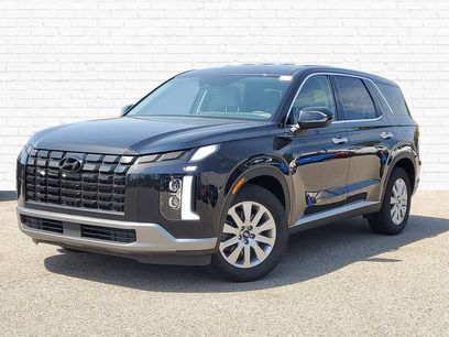Used 2023 Hyundai Palisade SE w/ Cargo Package