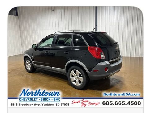 Used 2015 Chevrolet Captiva Sport LS FWD image 3